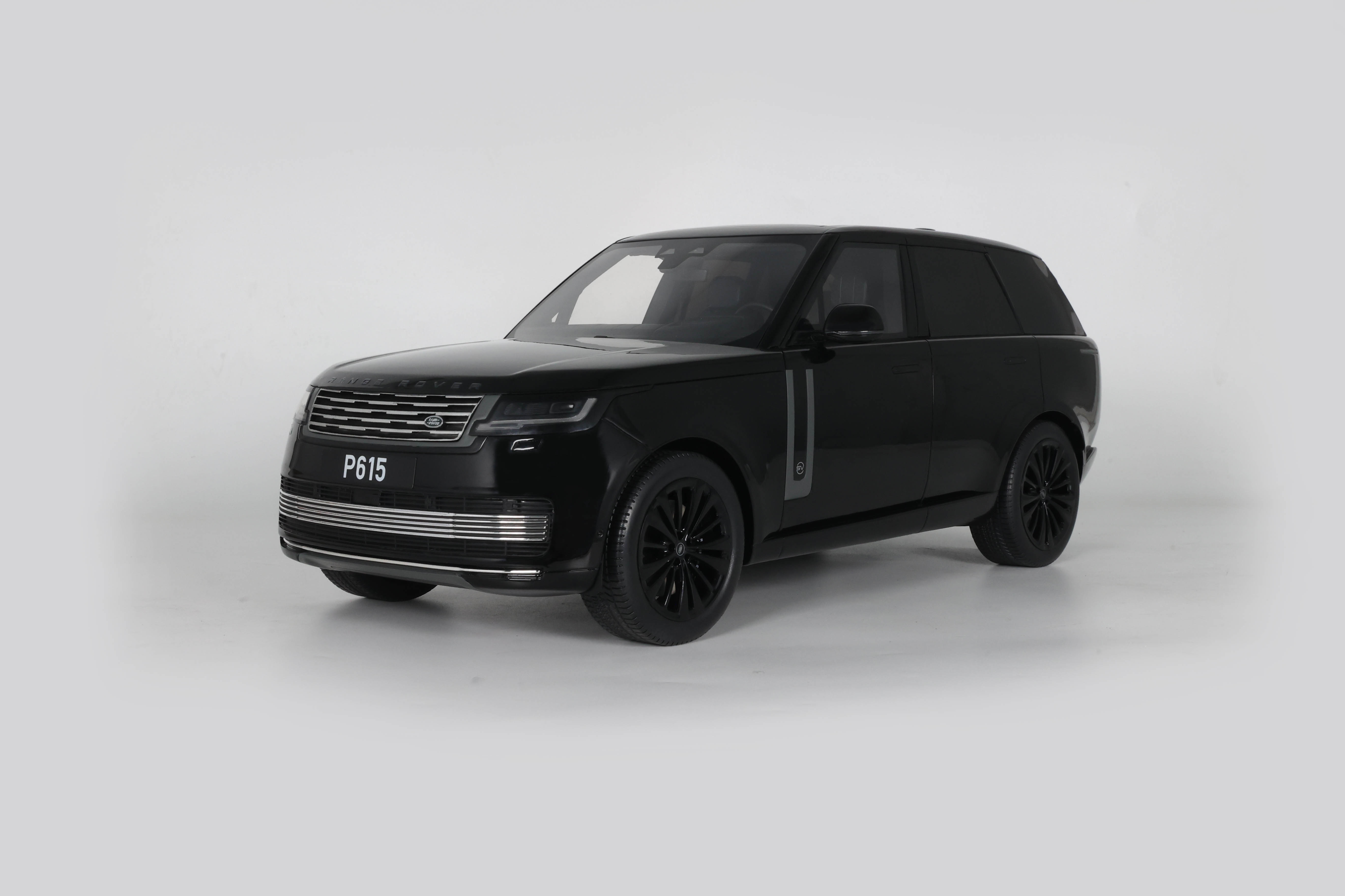 Range Rover P615 SV 2023 Black - 1:12